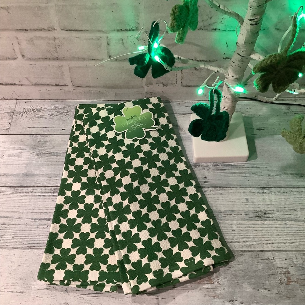 Colordrift 2pk. Shamrock Kitchen Towels